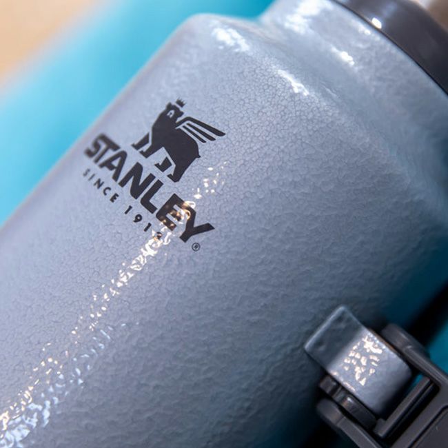 STANLEY スタンレー クラシック真空ボトル1.9L｜SUNDAY MOUNTAIN