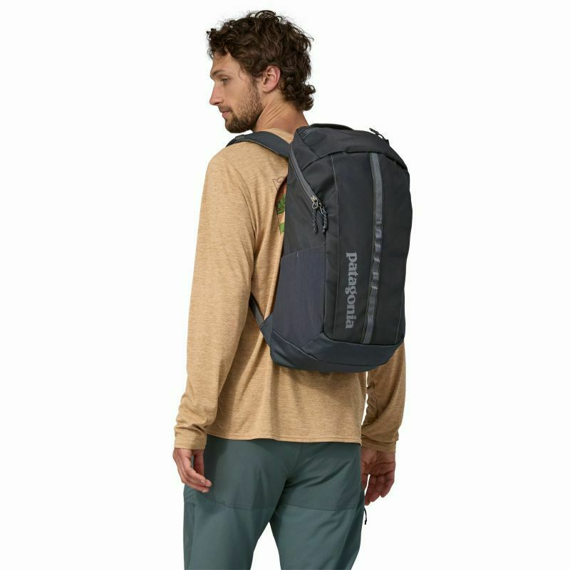 patagonia パタゴニア ブラックホールパック 25L｜SUNDAY MOUNTAIN