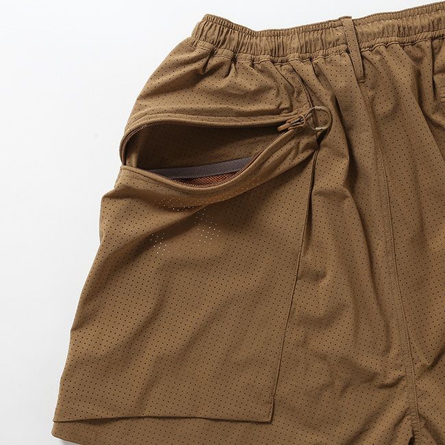 CMF OUTDOOR GARMENT コムフィアウトドアガーメント バグ