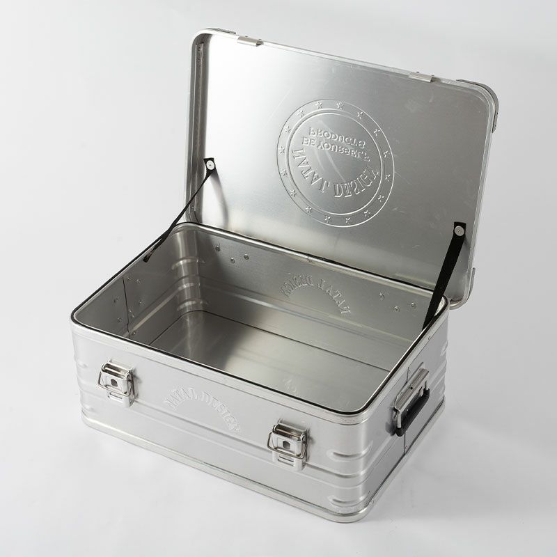 Natal Design ALUMINUM CONTAINER 123 www.castroarquitetos.com