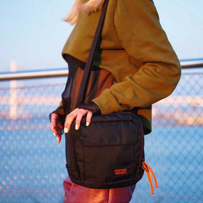 MYSTERY RANCH ミステリーランチ ディストリクト4｜SUNDAY MOUNTAIN