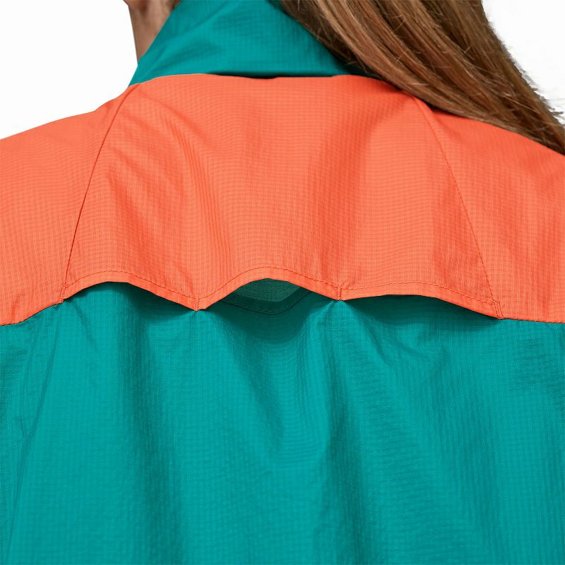 patagonia パタゴニア フーディニスタッシュ1/2ジップP/O【ウィメンズ