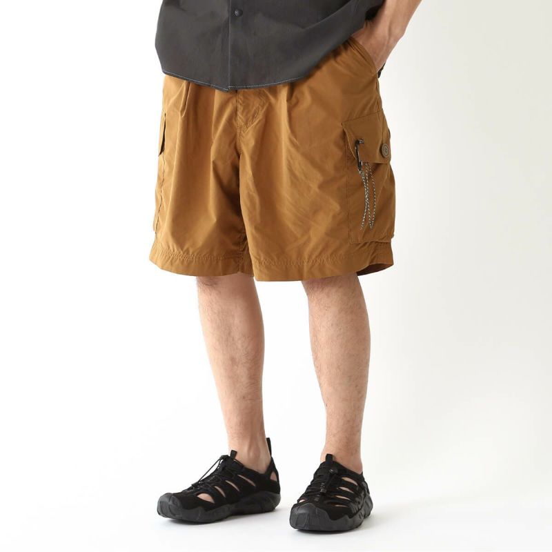 and wander アンドワンダー オーバーサイズカーゴショートパンツ メンズ