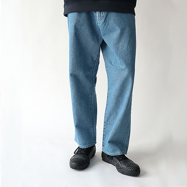 MIC. ミック バータテックデニムパンツ テーパード