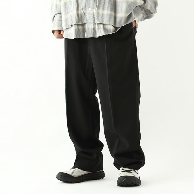GOLDWIN ゴールドウィン ワンタックストレートパンツ ユニセックス