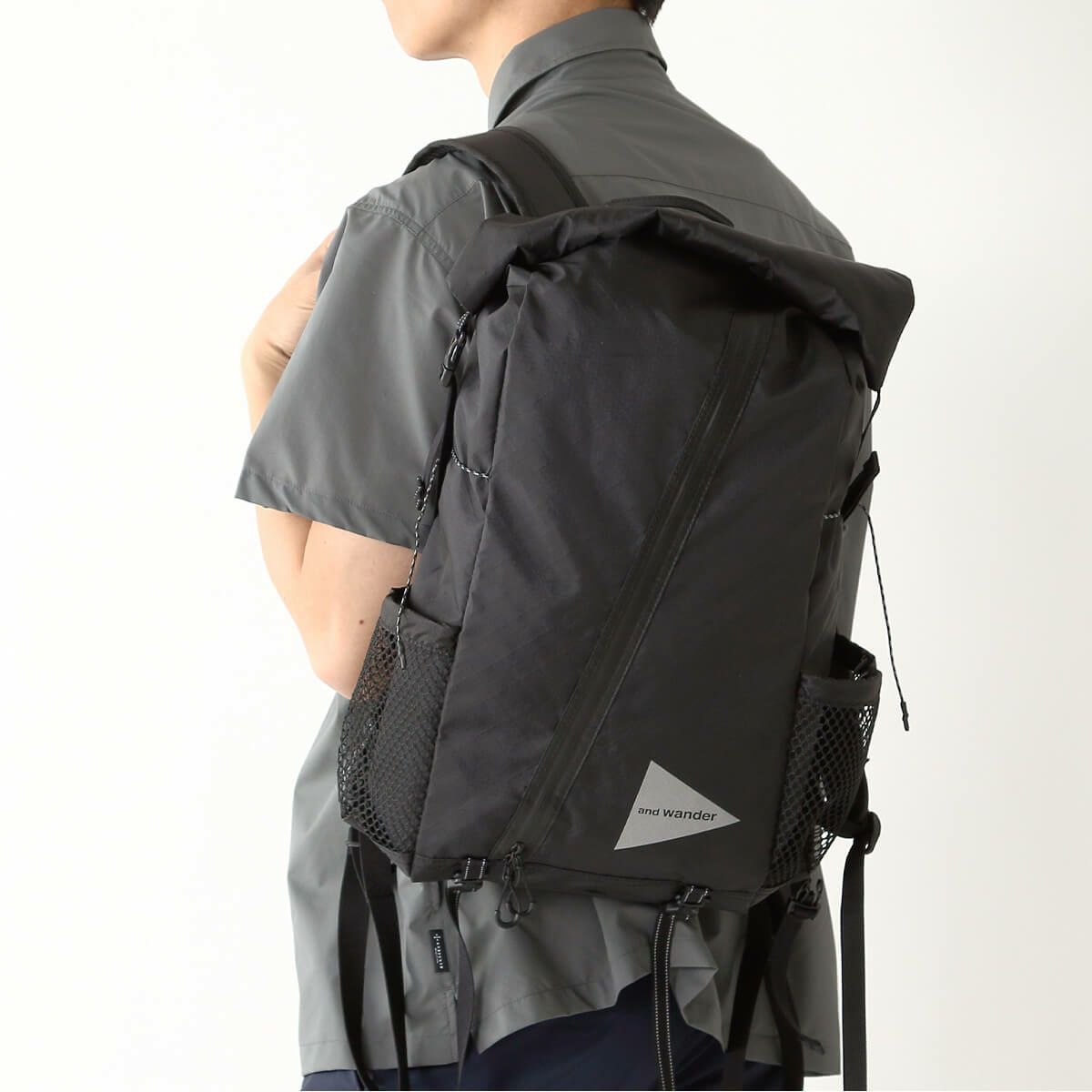 and wander アンドワンダー エコパック18Lバックパック