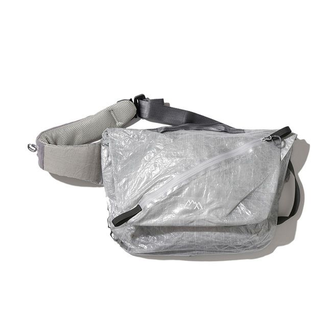 CMF OUTDOOR GARMENT コムフィアウトドアガーメント メッセンジャー