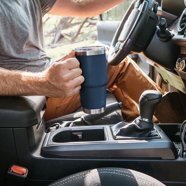 YETI イエティ 20oz トラベルマグ｜SUNDAY MOUNTAIN｜サンデー