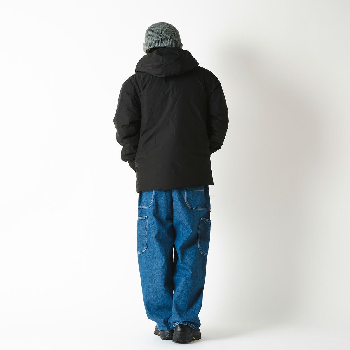 週末値下げ❗️希少patagonia ストームジャケット　黒　Ｓ パタゴニア ストームレーサージャケット XS Men - マウンテンパーカー安価