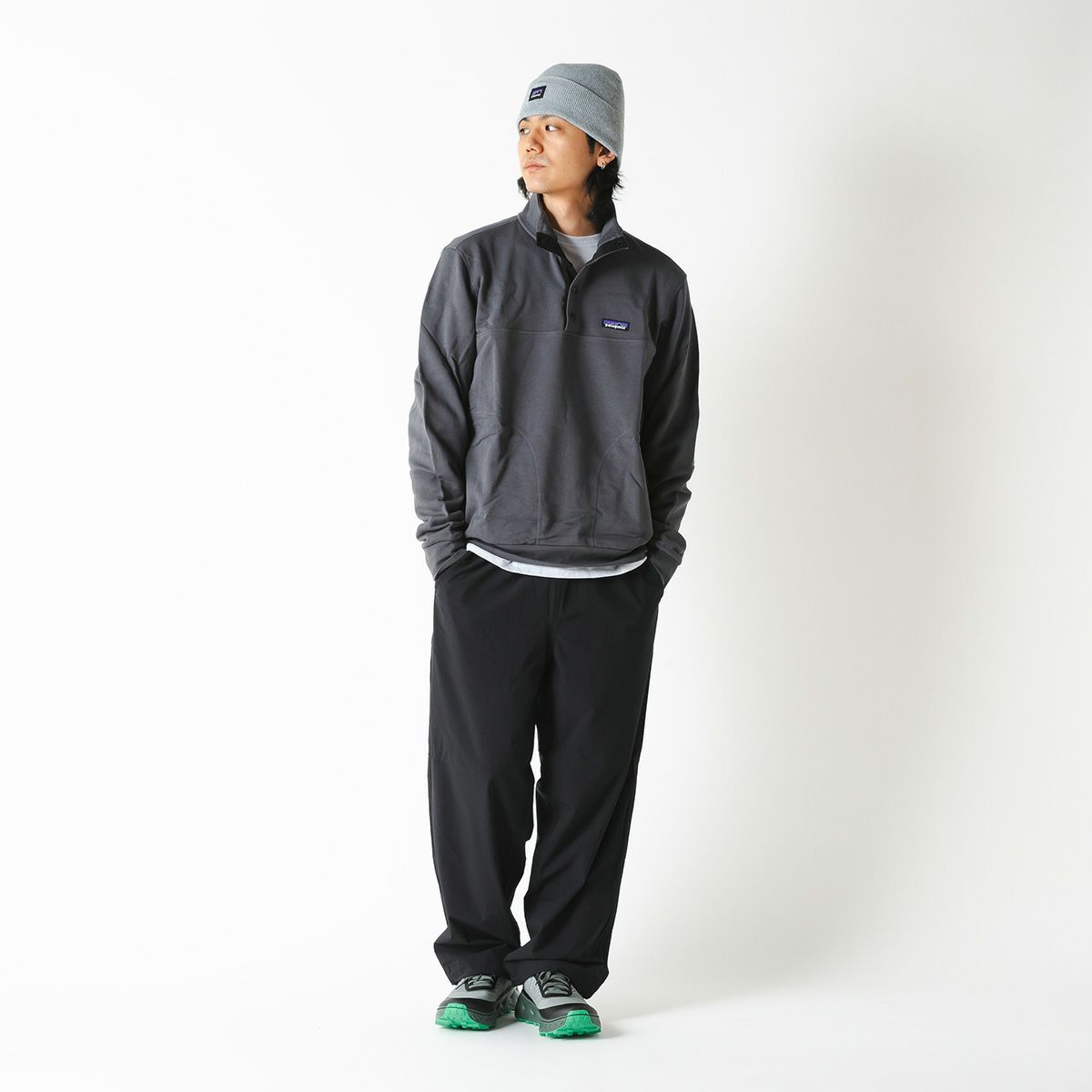 パタゴニア ダウン 新品 パタゴニア ダウン スナップT プルオーバー